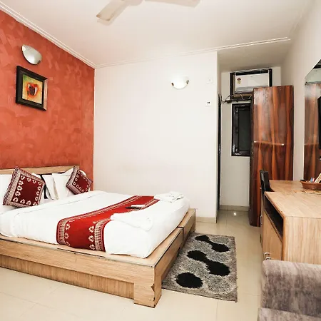 Hotel Om Paradise Near Igi Delhi Airport-3